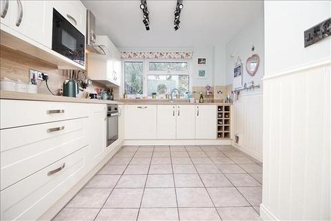 21 Lower Harlings, Shotley Gate, Ipswich, IP9 1QE