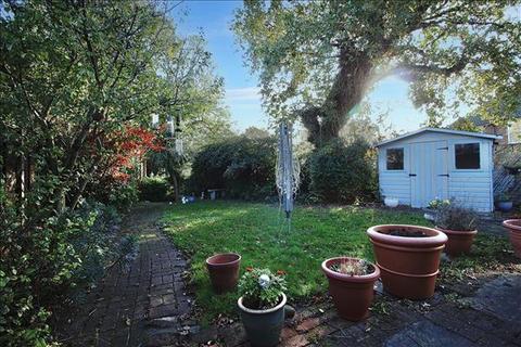21 Lower Harlings, Shotley Gate, Ipswich, IP9 1QE