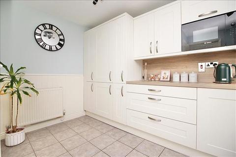 21 Lower Harlings, Shotley Gate, Ipswich, IP9 1QE