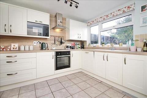 21 Lower Harlings, Shotley Gate, Ipswich, IP9 1QE