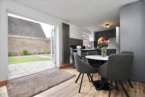 56 Holyrood Close, Ipswich, IP2 9DZ