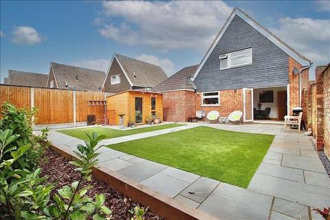 56 Holyrood Close, Ipswich, IP2 9DZ