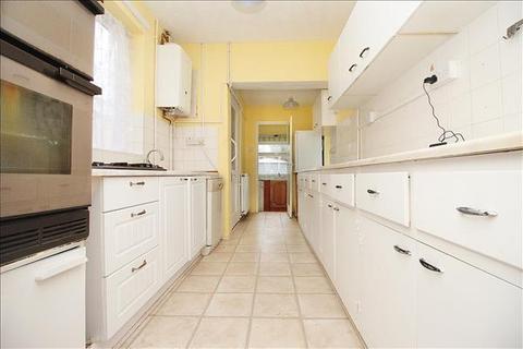 70 Pinecroft Road, Ipswich, IP1 6BN