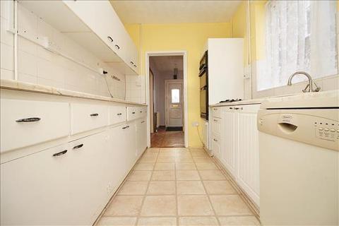 70 Pinecroft Road, Ipswich, IP1 6BN