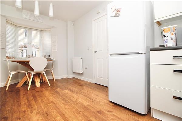 Kitchen / Breakfast
