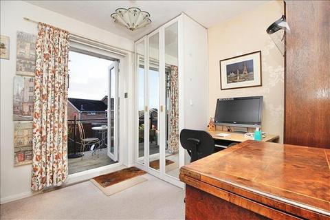 18 Prittlewell Close, Ipswich, IP2 9SP