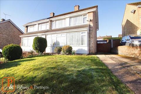 27 Radcliffe Drive, Ipswich, IP2 9QZ
