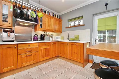 4, Rectory Farm Barns Main Road, Henley, Ipswich, IP6 0RU