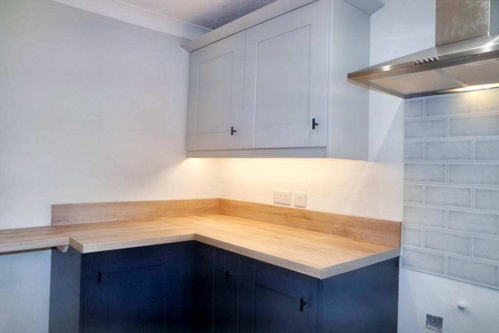 Millbrook Close, Skelmersdale WN8 3 bed terraced house £750 pcm (£173 pw)