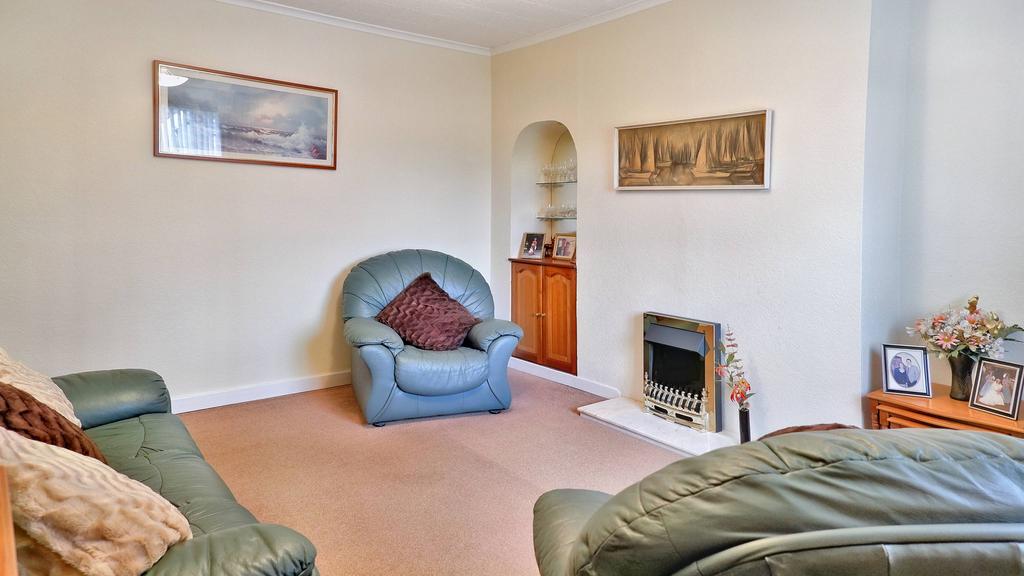 Arthurlie Street, Barrhead G78 2 bed apartment £89,950