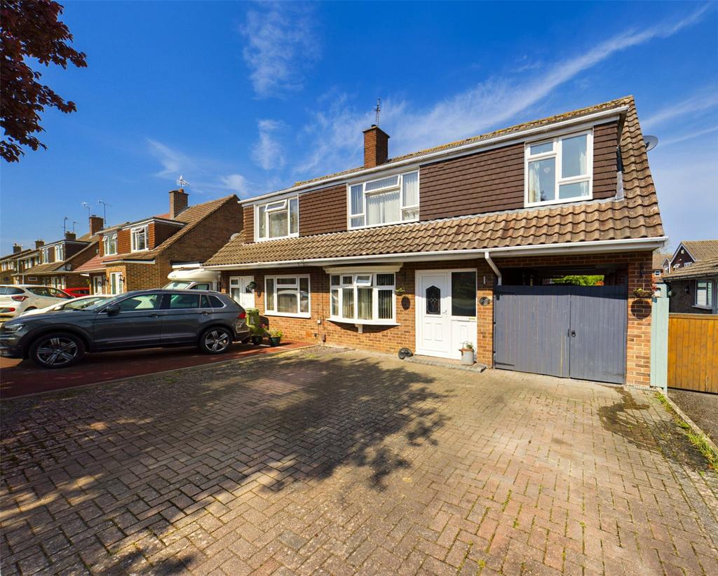 Nettleton Road, Cheltenham, Gloucestershire, GL51 4 bed semidetached