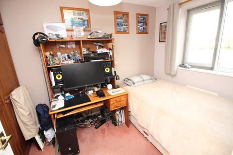 9 Mendip Close, Worcester Park, KT4 8LP