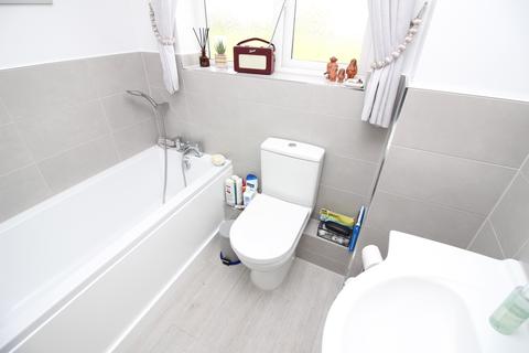 9 Mendip Close, Worcester Park, KT4 8LP