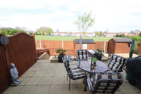 9 Mendip Close, Worcester Park, KT4 8LP