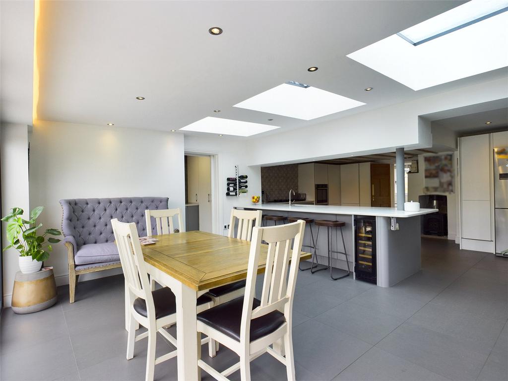 Breakfast Room