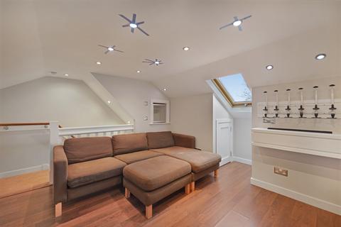 undefined, Forest Hill SE23