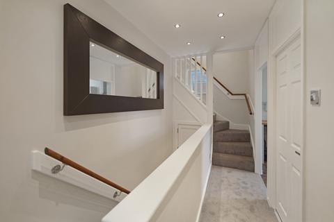undefined, Forest Hill SE23