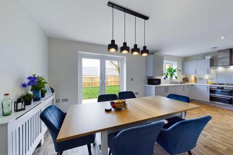 30 Buzzard Rise, St Anns Chapel, Gunnislake, PL18 9FL