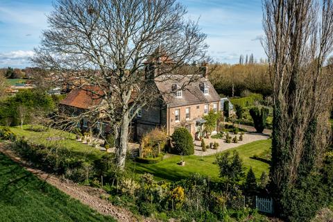 5 bedroom detached house for sale, Chain Free in Terrington St. Clement