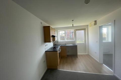 2 bedroom apartment to rent, Dunning Road, Ferryhill