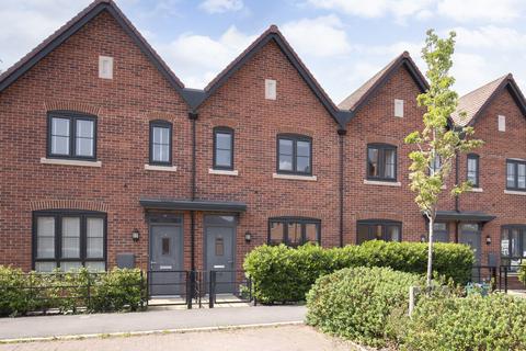 10 Furrow Close, Cheltenham, GL52 3NB
