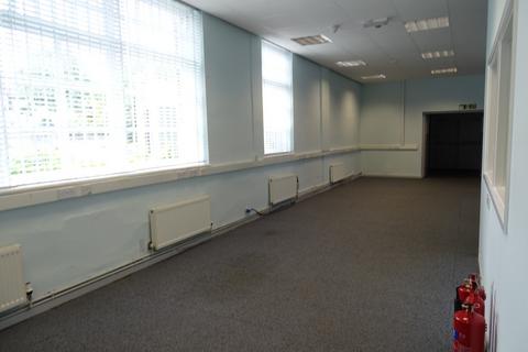 Office to rent, Leigh Road, Street