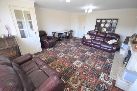 26 Cotswold Road, Thorne, Doncaster, DN8 5RR