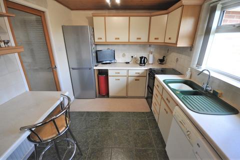 26 Cotswold Road, Thorne, Doncaster, DN8 5RR