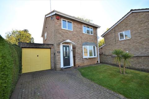 28 Thames Rise, Kettering, NN16 9JL