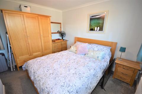 28 Thames Rise, Kettering, NN16 9JL
