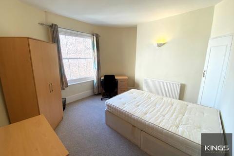 5 bedroom terraced house to rent, Landport Terrace, Portsmouth