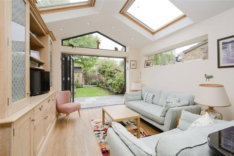 28 Thorpe Road, Kingston Upon Thames, KT2 5EU