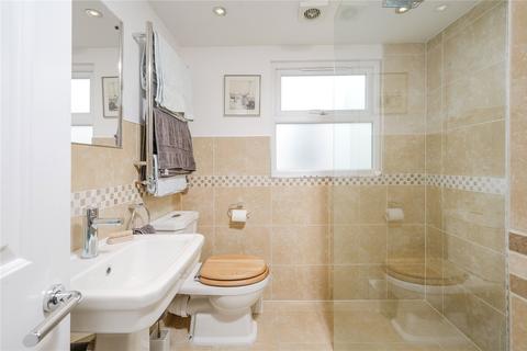 28 Thorpe Road, Kingston Upon Thames, KT2 5EU