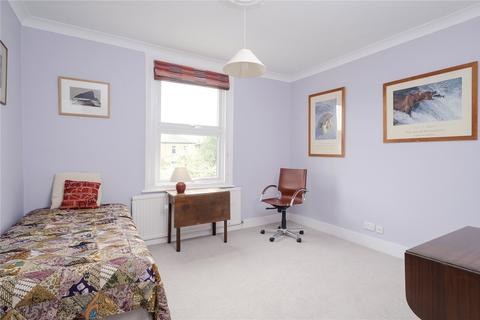 28 Thorpe Road, Kingston Upon Thames, KT2 5EU