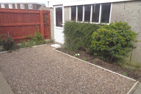 2 bedroom semi-detached bungalow for sale - 40 Oxenhope Road