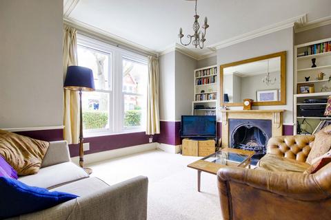 85 Princes Avenue, London, N22 7SB