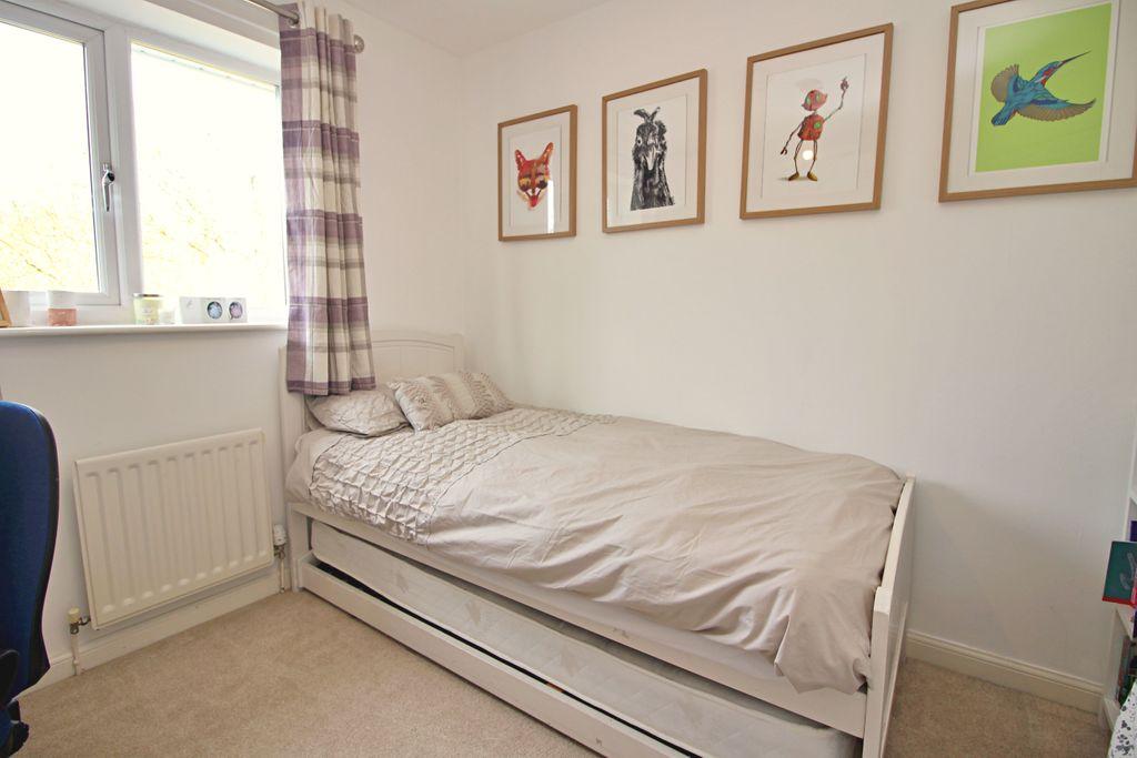 Bedroom 4 (Single)