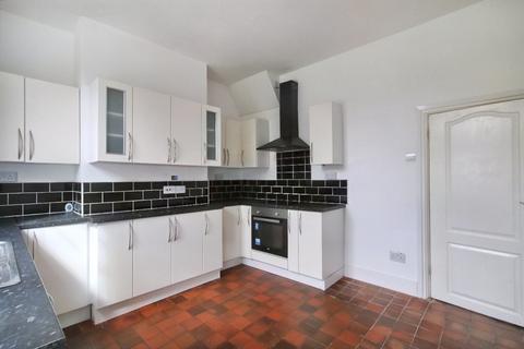 10 Swan Bank, Penn, Wolverhampton, WV4 5QE