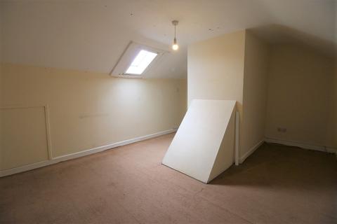 10 Swan Bank, Penn, Wolverhampton, WV4 5QE