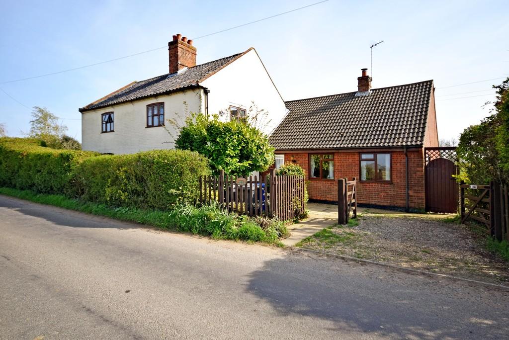 Ilketshall St. Lawrence, Beccles 4 bed cottage £500,000