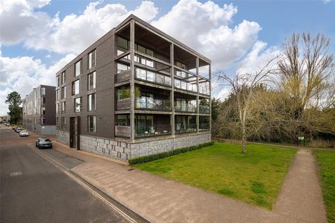1, The Glass Building Kingfisher Way, Cambridge, CB2 8EN