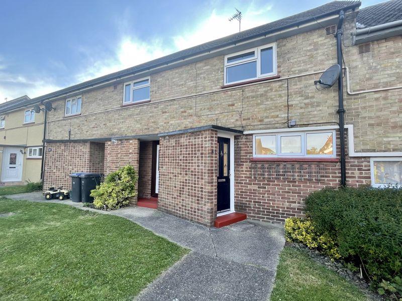 The Dashes, Harlow 3 bed terraced house £320,000