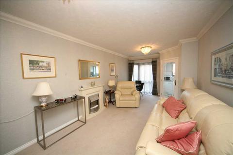 1 bedroom property with land for sale - Amelia Lodge, Henleaze Terrace, Henleaze, Bristol