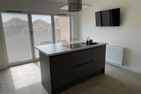 58 Delhurst Road, Birmingham, B44 9UU