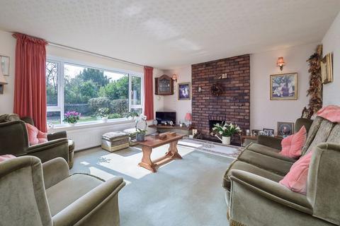 4 bedroom detached house for sale - Birtles Road, Macclesfield