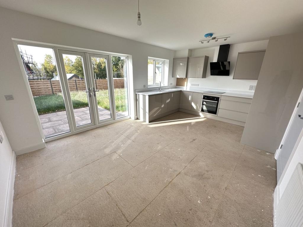 Hoggan Park, Brecon, Brecon, LD3 3 bed semidetached house for sale £