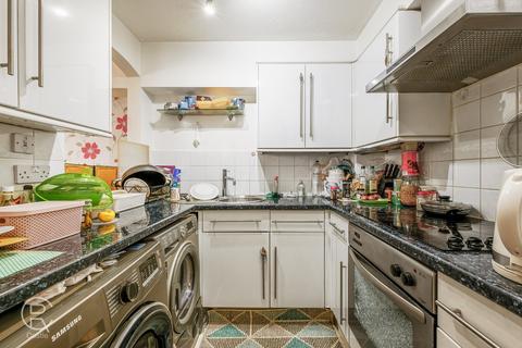 1 bedroom flat for sale, Cubitt Square, Southall, UB2