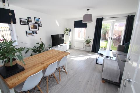 27 River Way, Great Blakenham, Ipswich, IP6 0GH