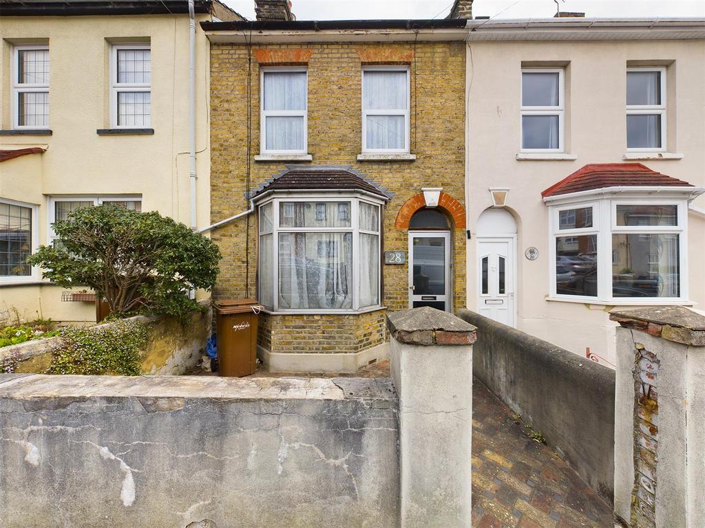 Gordon Road, Strood 3 bed terraced house £300,000