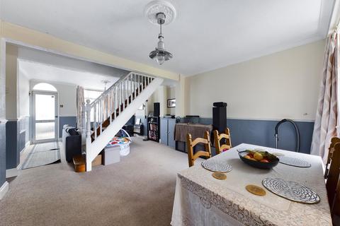 28 Gordon Road, Rochester, ME2 3HJ